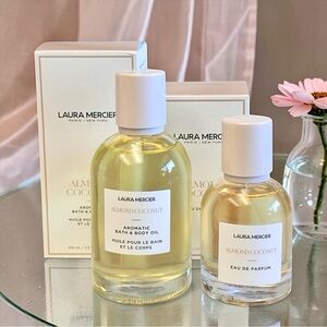 Laura Mercier Almond Coconut
Aromatic Bath & Body Oil and Eau
de Parfum Set